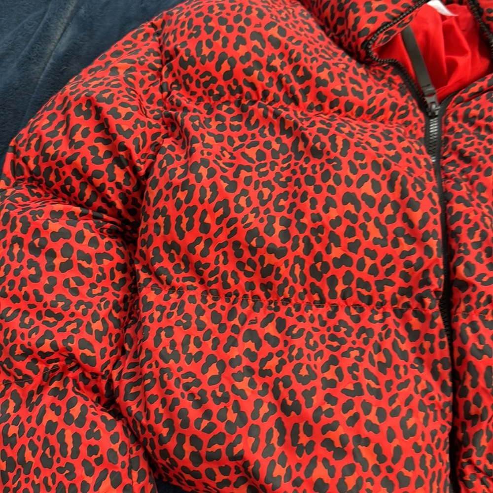 Fabletics Red Leopard Print Puffer Jacket Size Sm… - image 4